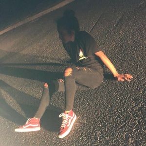 Meet your Posher, Ella